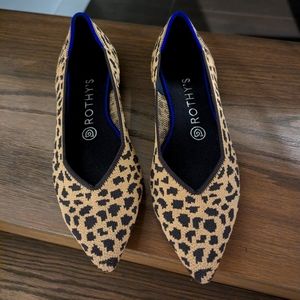 Rothys pointed leopard flats
